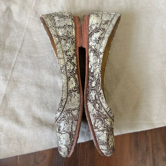 FRYE Carson Ballet Flats Beige Gold Leather Crackled Slip On - Picture 5 of 9